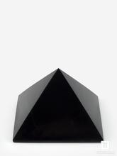 Пирамида из шунгита, полированная 7х7 см